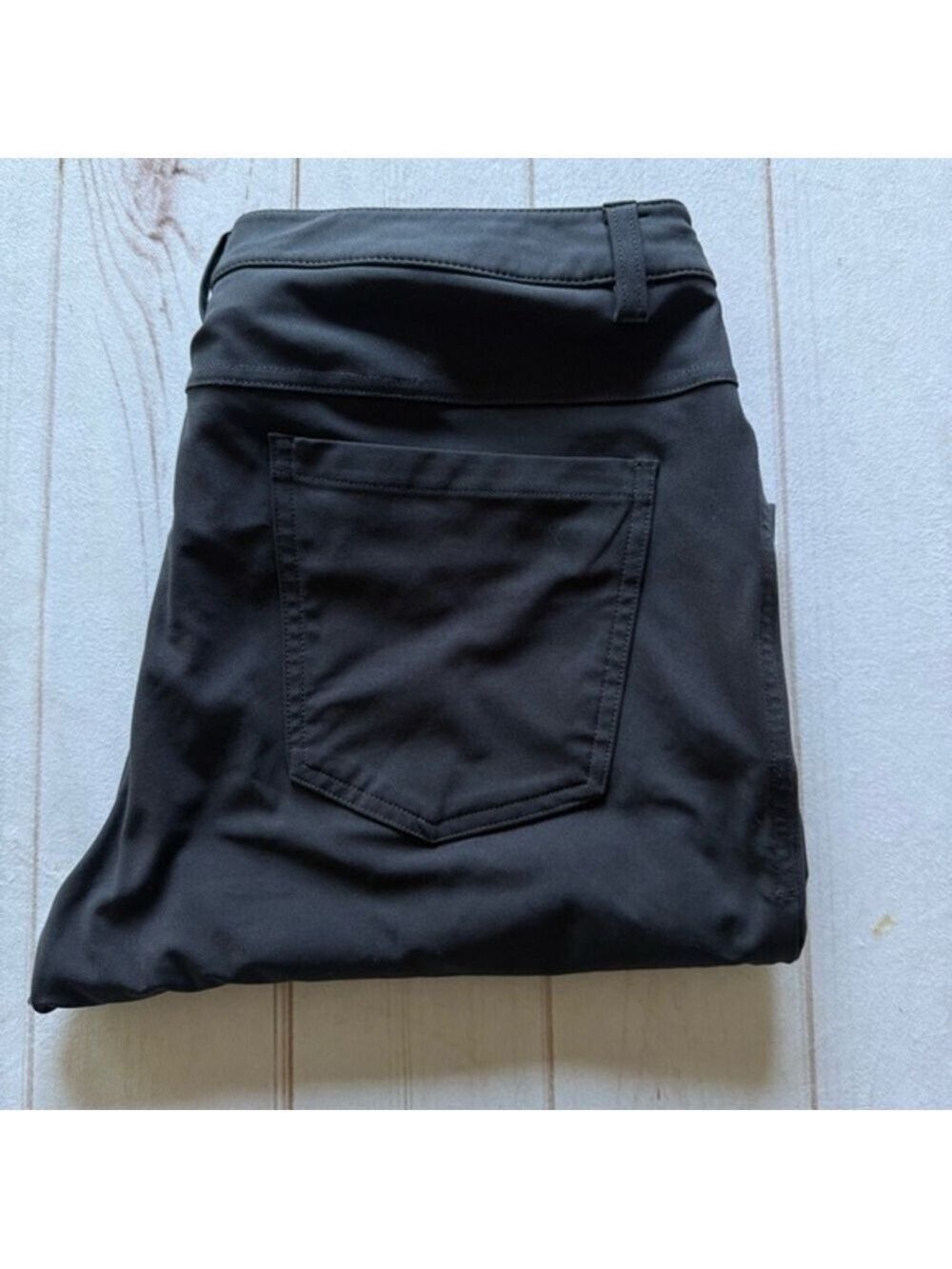 Lululemon Men’s Charcoal Gray Pocket Pants Size 34 Business Casual, Resortwear